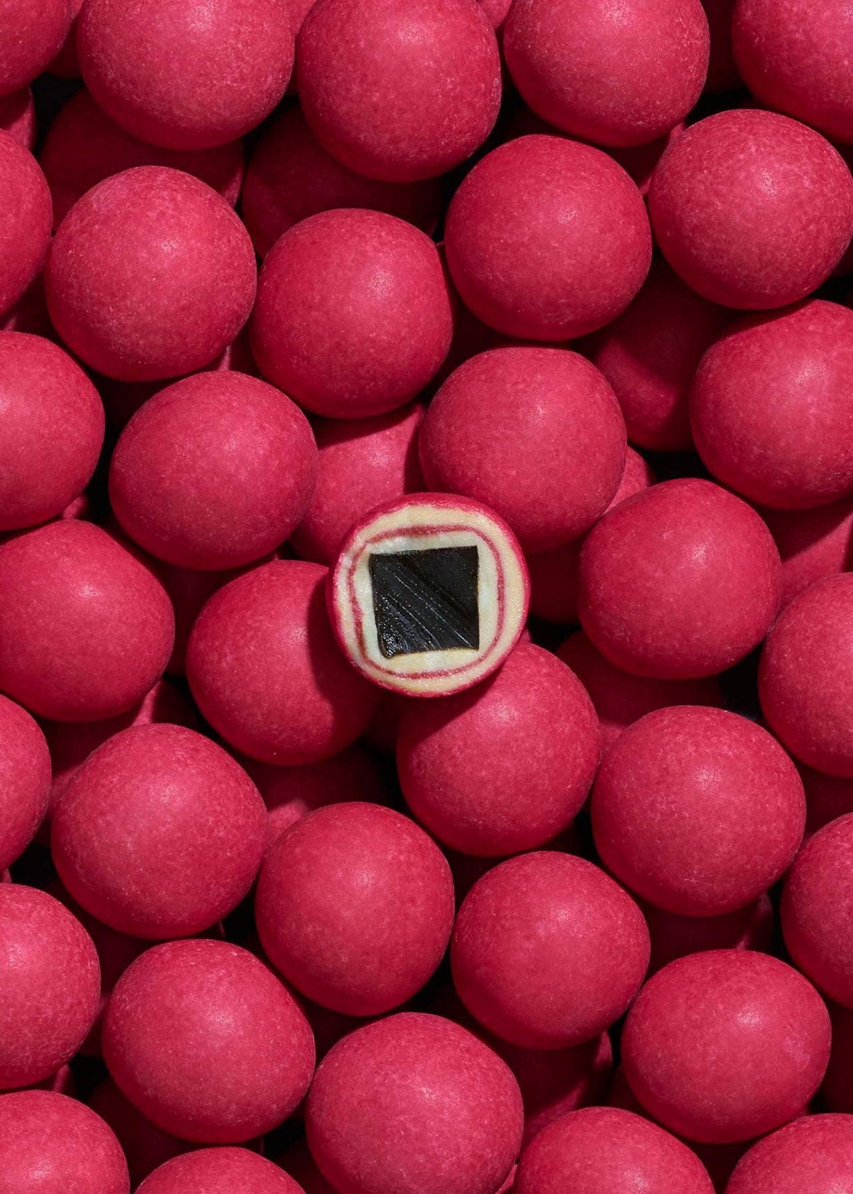 Limited Edition CRISPY RASPBERRY | Chocolate Coated Licorice: Small